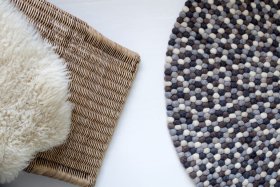 Dywan wełniany z kulek - Delikatny Beż - Feltiness