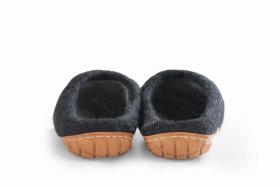 Paputy filcowe chodaki czarne z podeszwą - Feltiness