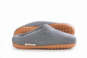 Paputy filcowe chodaki popielate z podeszwą