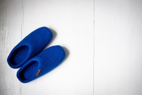 Paputy Niebieskie z podeszwą - kapcie wełniane - Feltiness