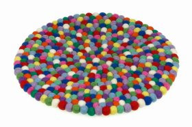 <p><span >O</span><span >krągła podkładka </span><span >na stół</span><span >. Wykonane ręcznie w Nepalu z filcowanych kulek z czystej, owczej wełny. </span></p> Podkładka wełniana 30 cm Tradycyjna - Feltiness